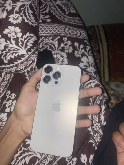 Apple iPhone 16 Pro Max