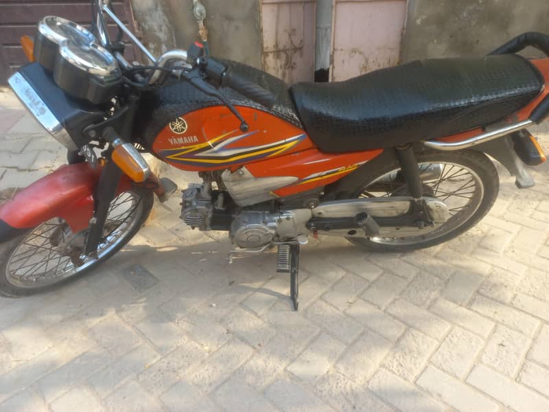 Yamaha Junoon 0