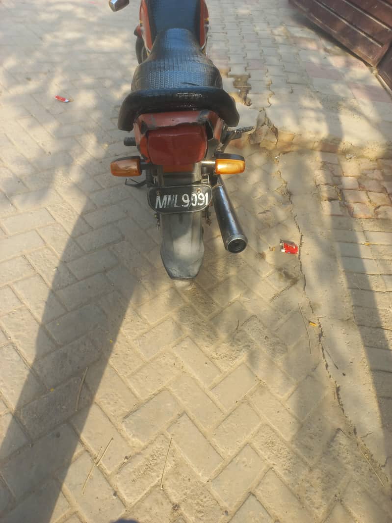 Yamaha Junoon 3