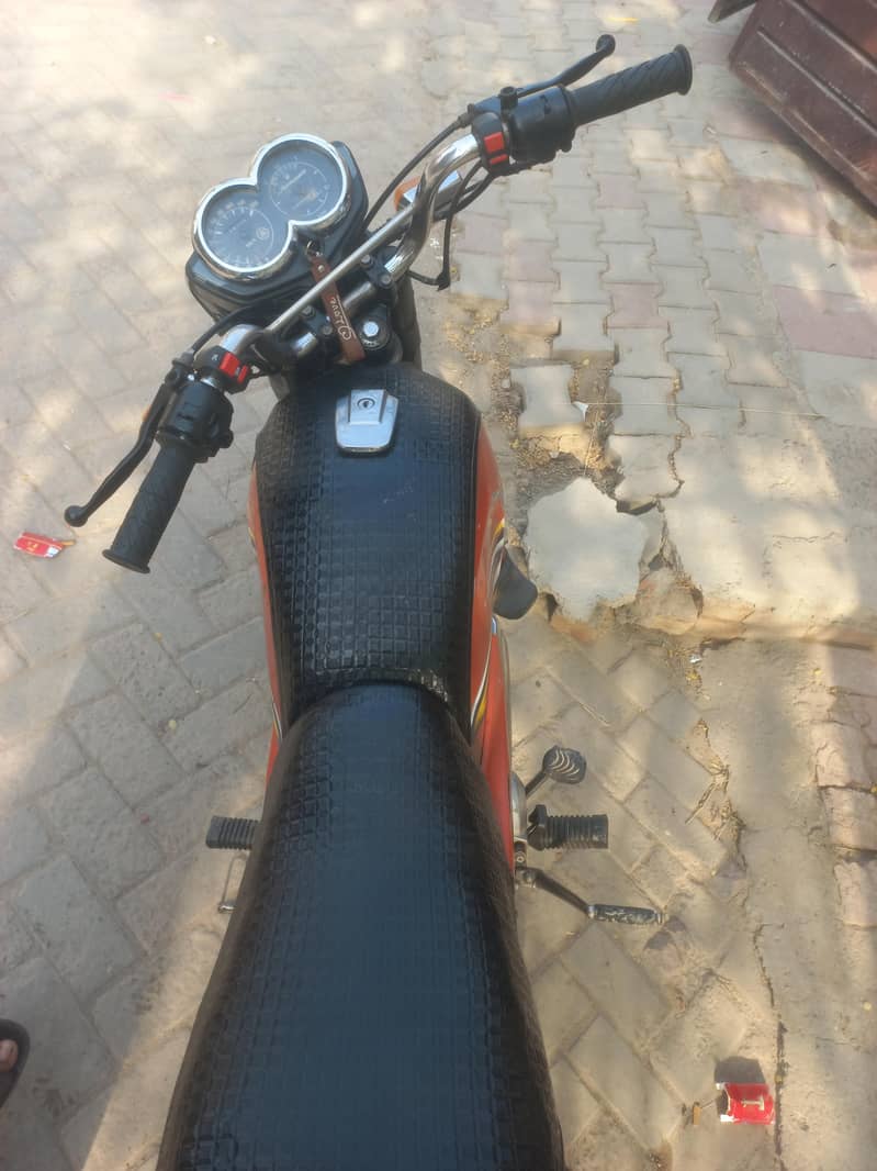 Yamaha Junoon 5