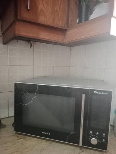 microwave oven