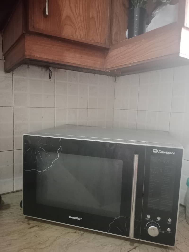 microwave oven 0