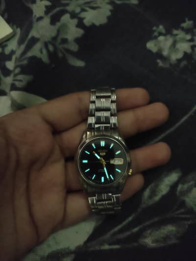 automatic original Seiko 5 Japan made no open no repair lush condition