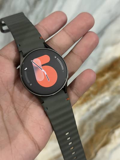 Samsung Galaxy Watch 7 Green Brand New
