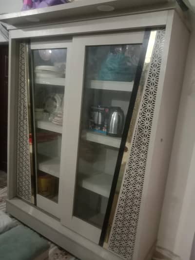 urgent sale : complete lasani _ bedroom set _karachi