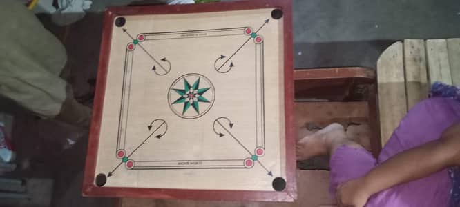carrom board