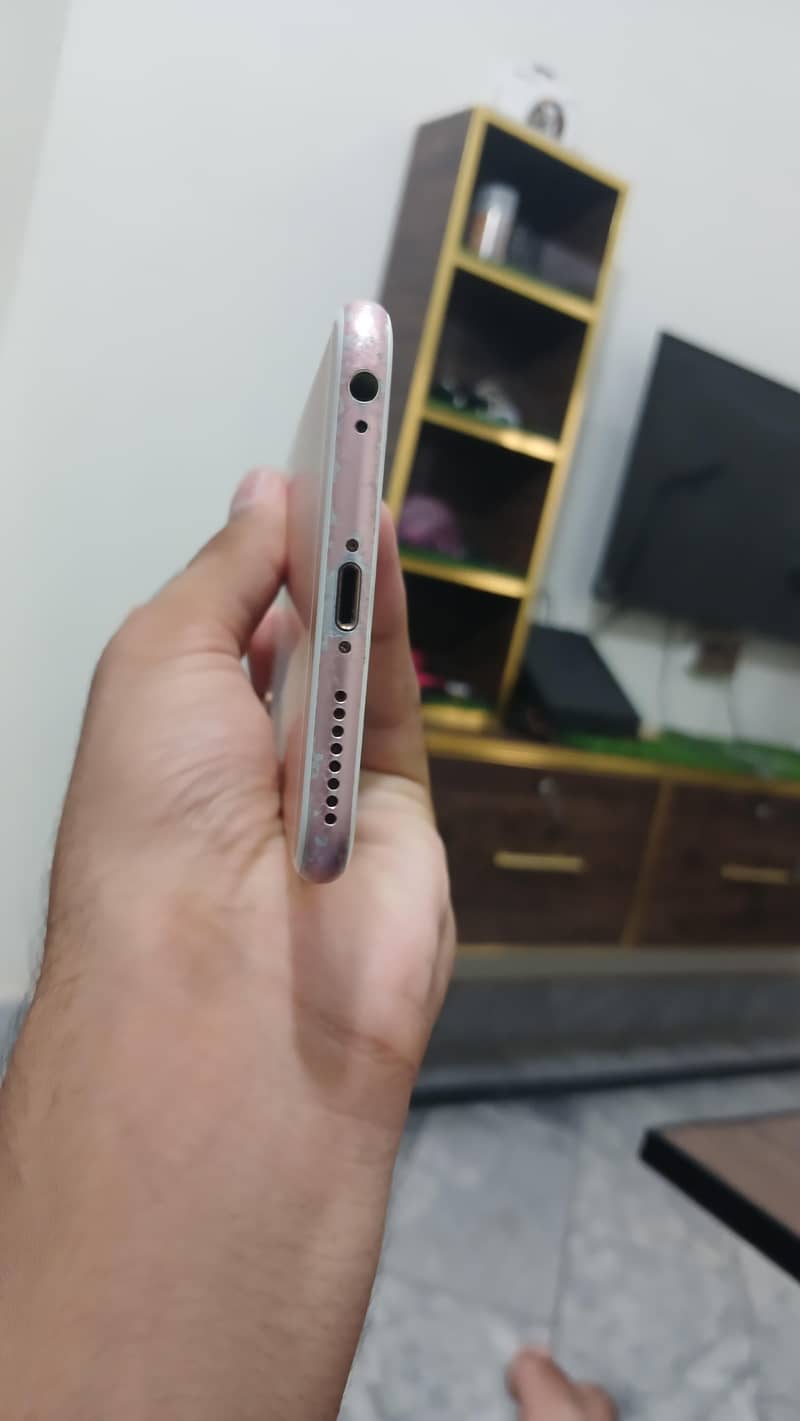 Apple iPhone 6 Plus 2