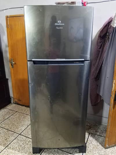 Refrigerator in Excellent Condition Exell size  – Urgent Sale!!