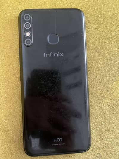 Infinix Hot 8