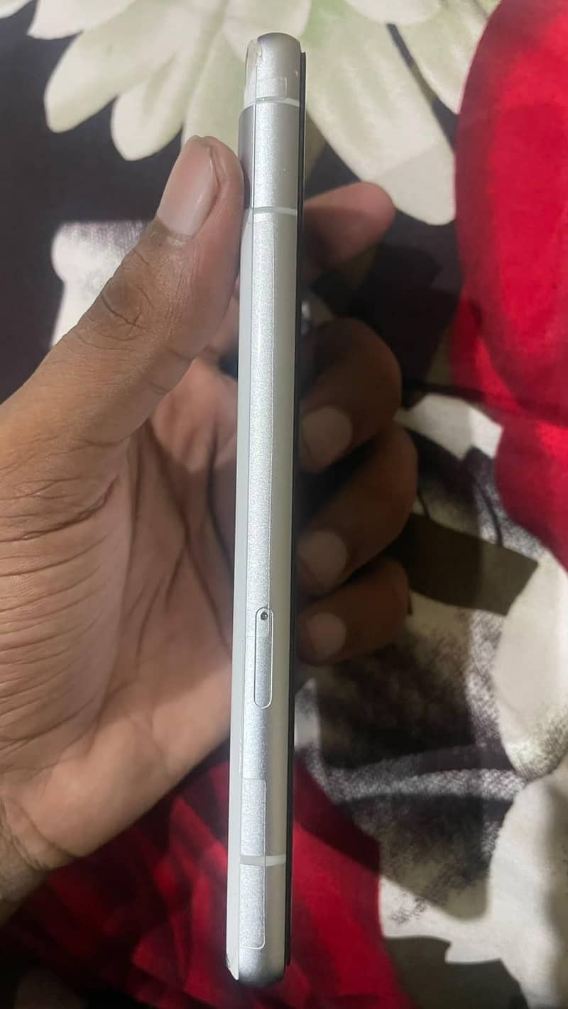 Google Pixel 7a 3