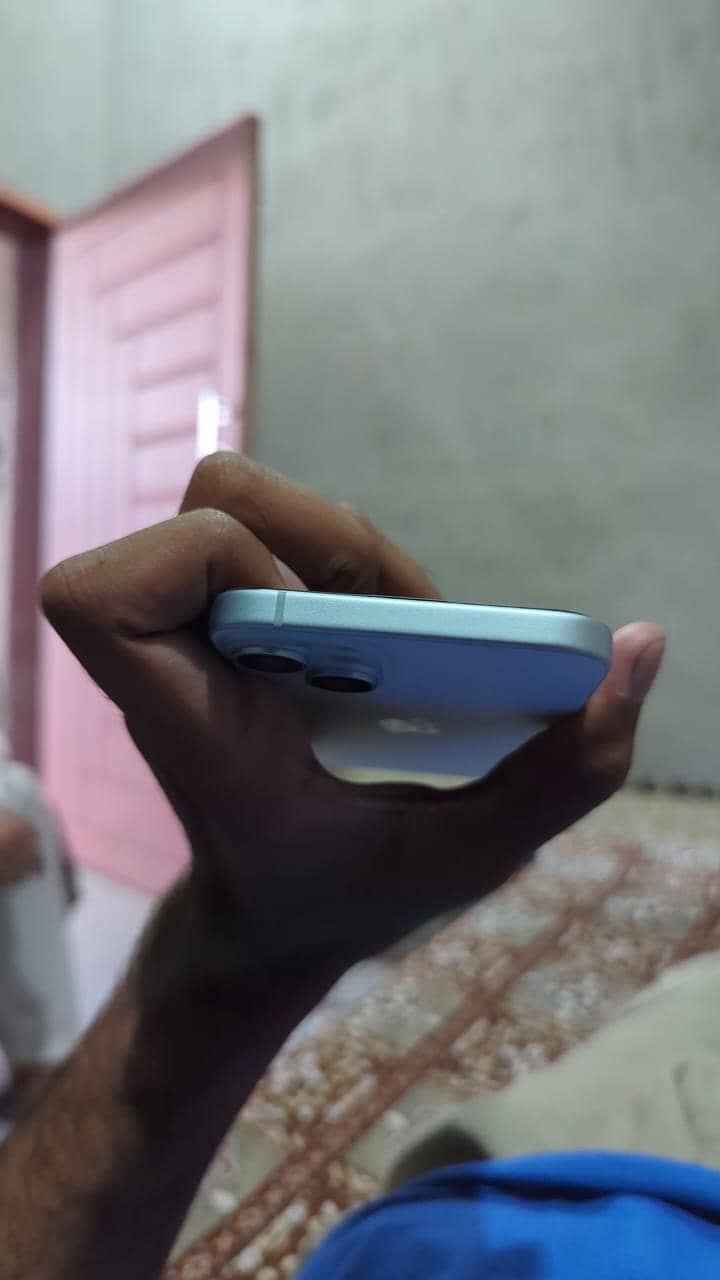 Apple iPhone 15 plus 7