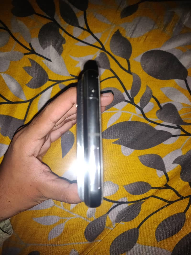Google Pixel 8 Pro 4