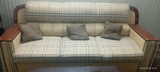 5 seater sofa