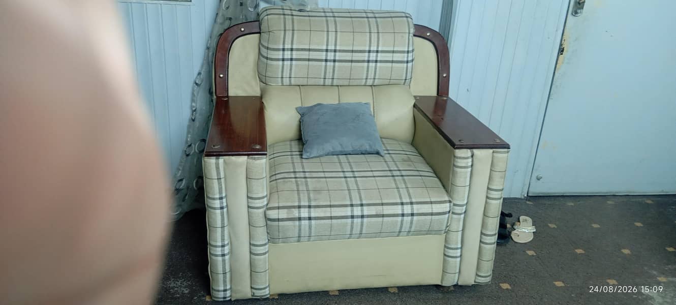 5 seater sofa 2