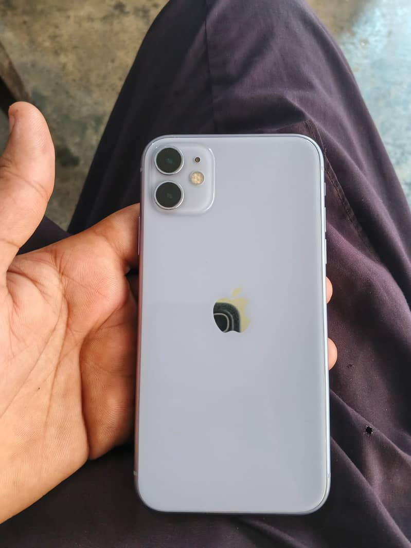 Apple iPhone 11 0