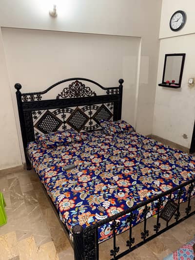 King Size Iron Bed 2x