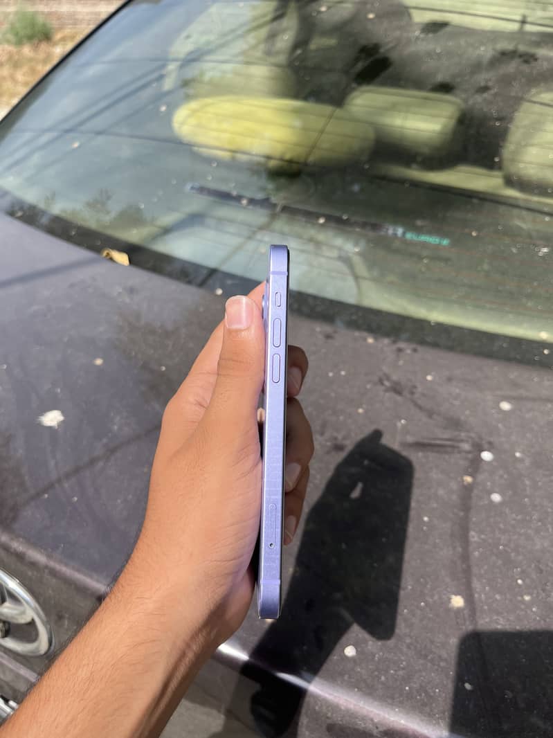 Apple iPhone 12 2