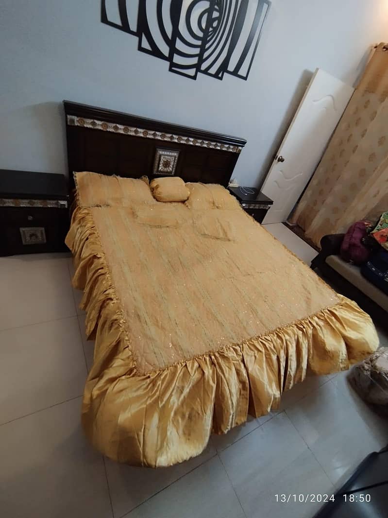 fancy king size  bedsheet set 2