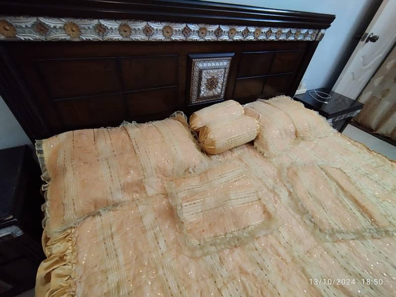 fancy king size  bedsheet set 3