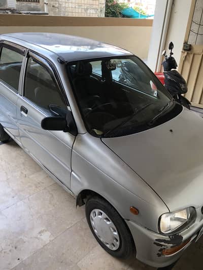 Daihatsu Cuore 2003