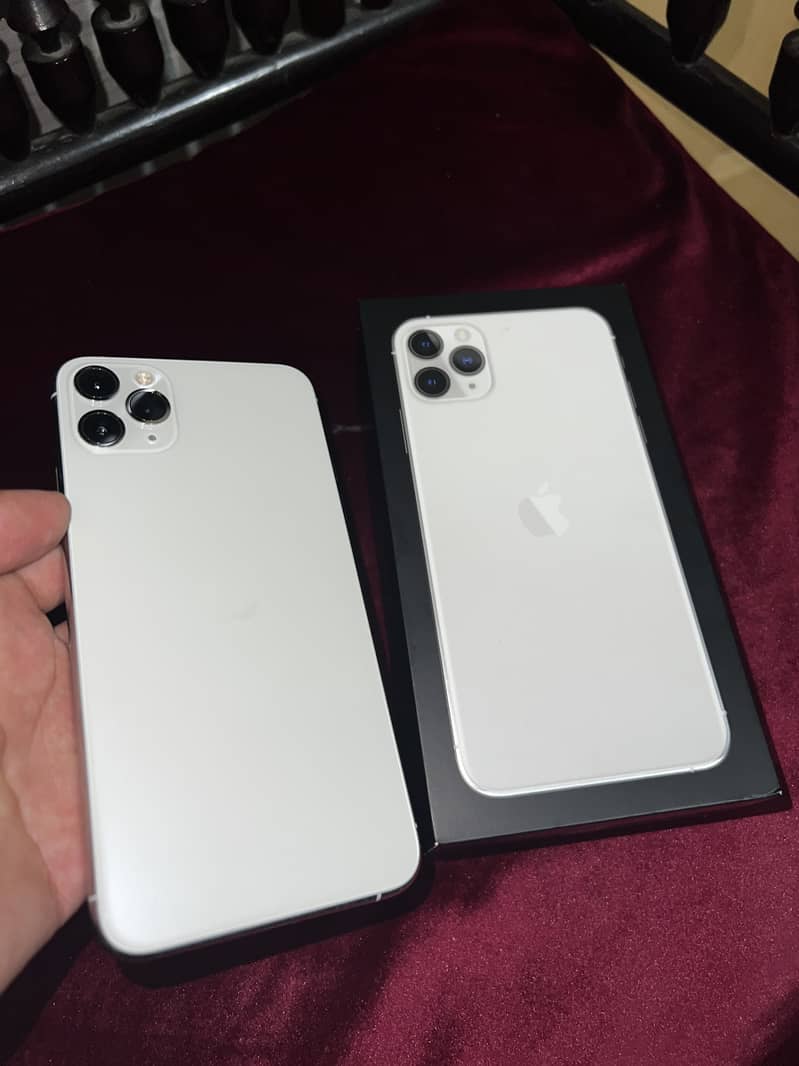 Apple iPhone 11 Pro Max 2