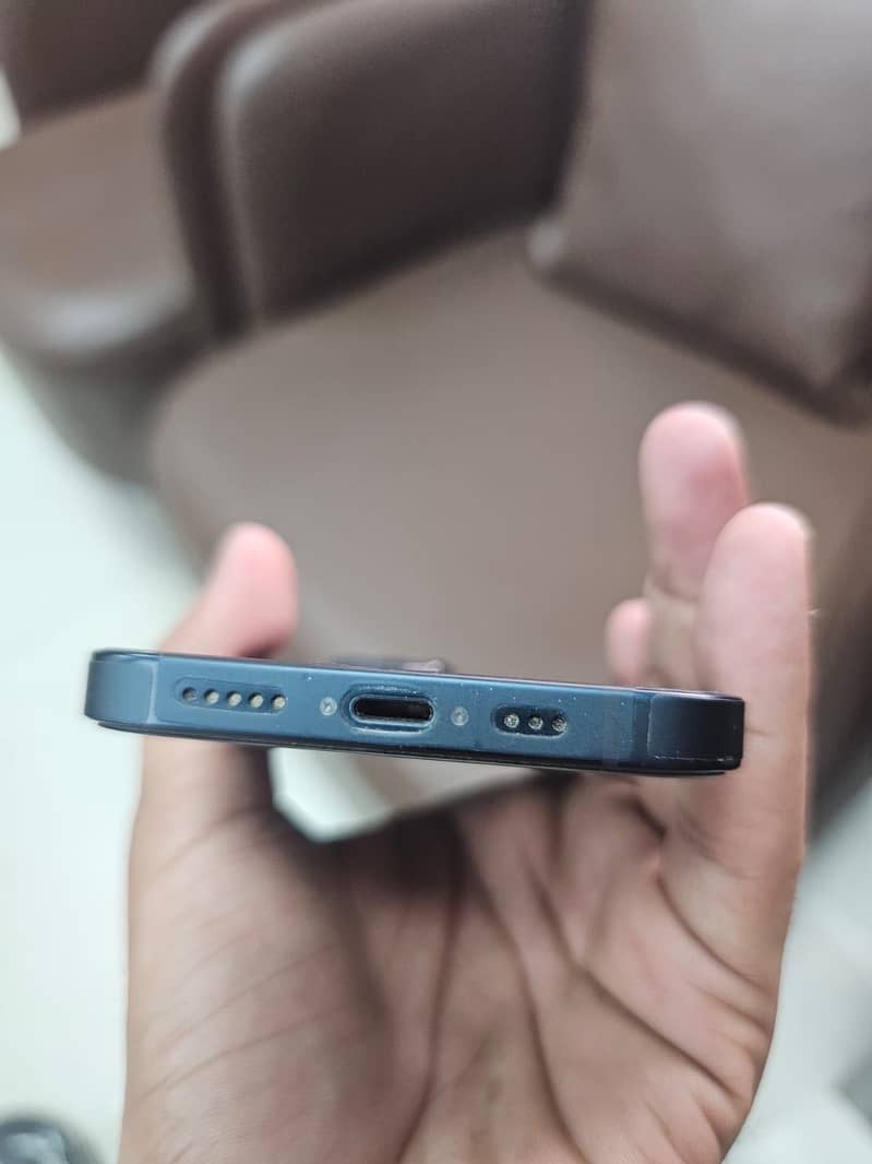 iPhone 13 1