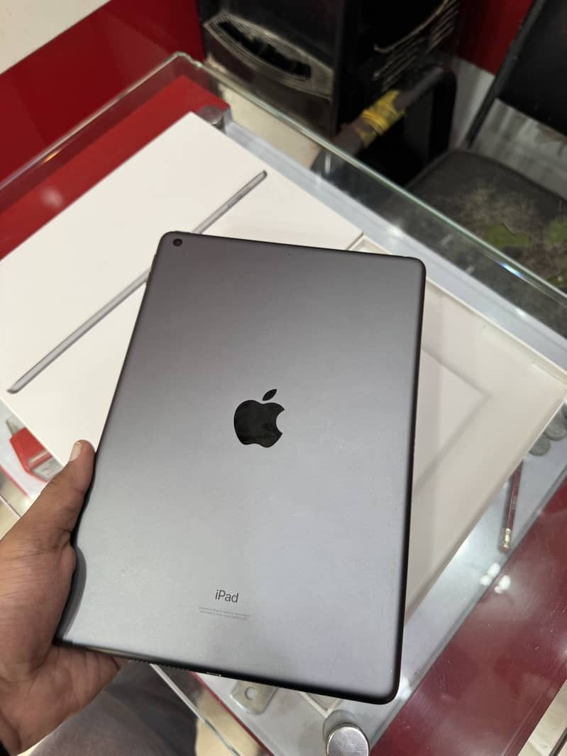 Ipad 9th generation 64gb 2