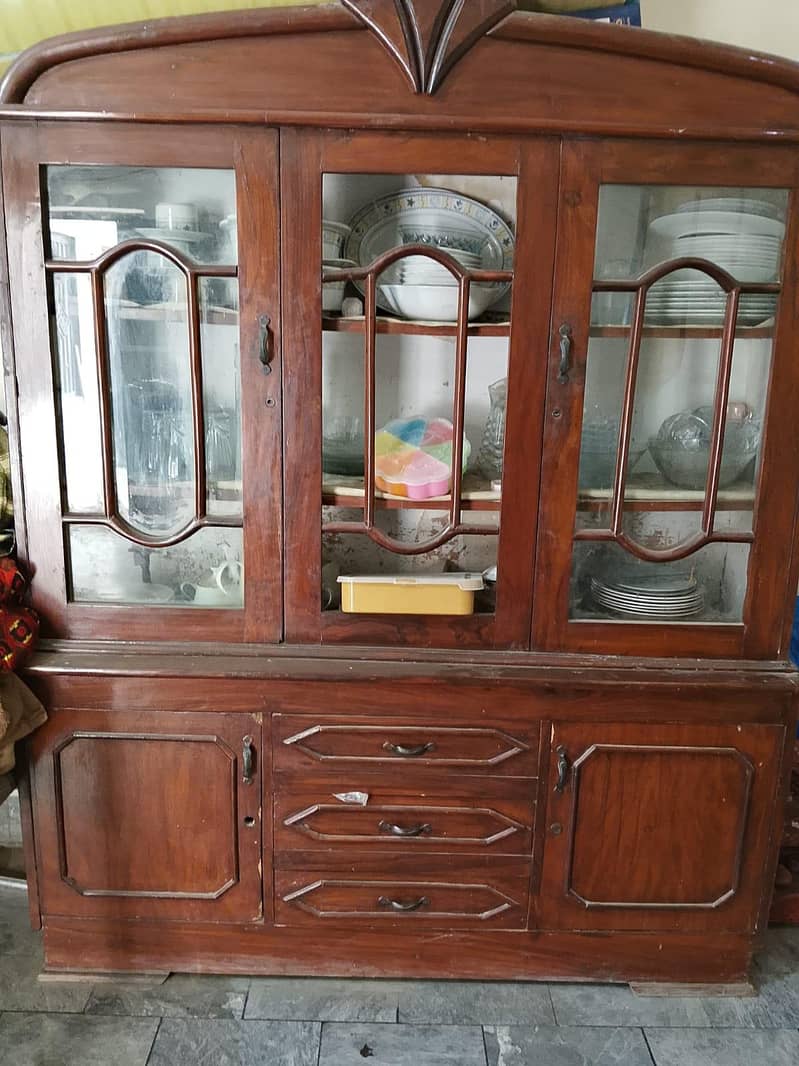 used showcase 0