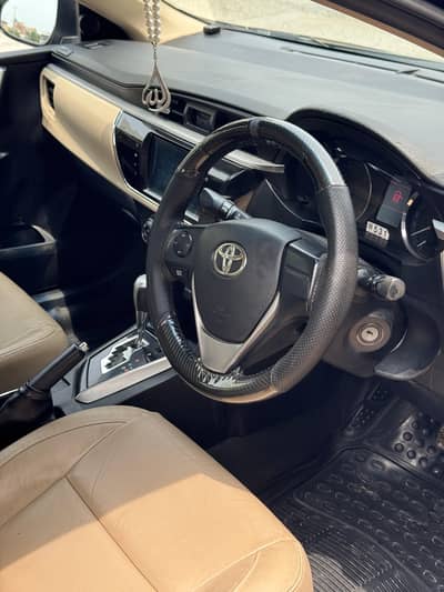 Toyota Corolla Altis 2015