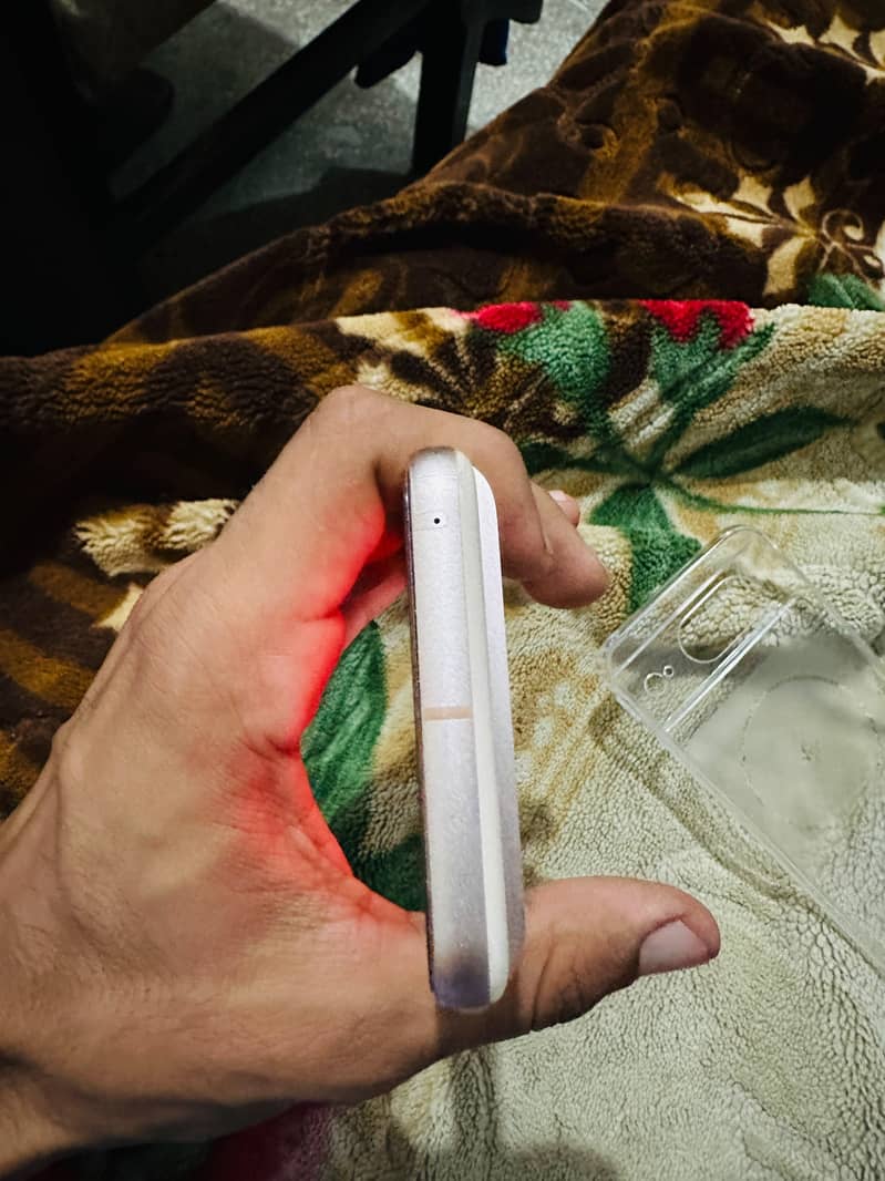 Google Pixel 8 1