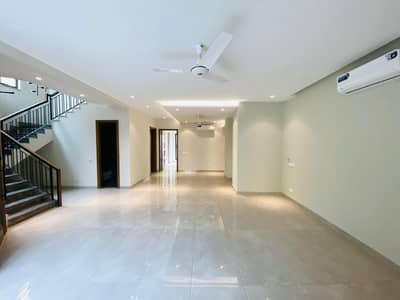 FOR RENT Designer Triple Storey 5-Bedrooms House F_6/3