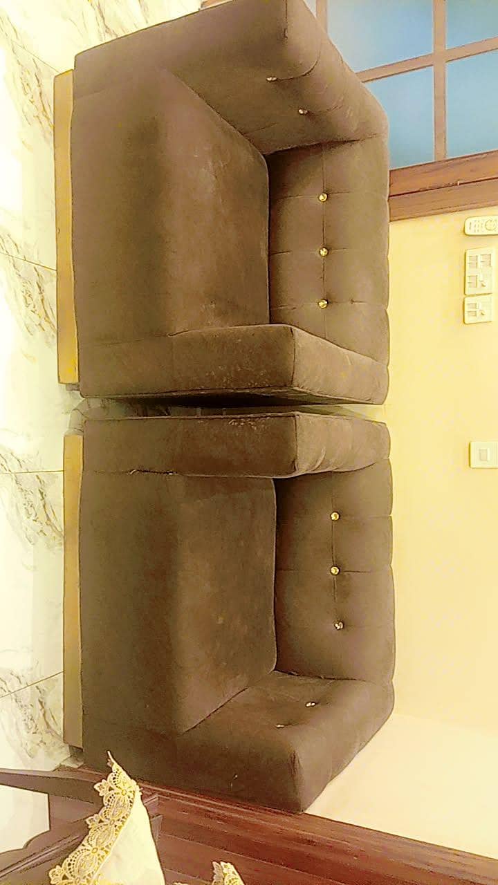 5 seater sofa table 2