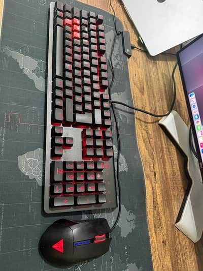 keyboard and mouse - 1 month used