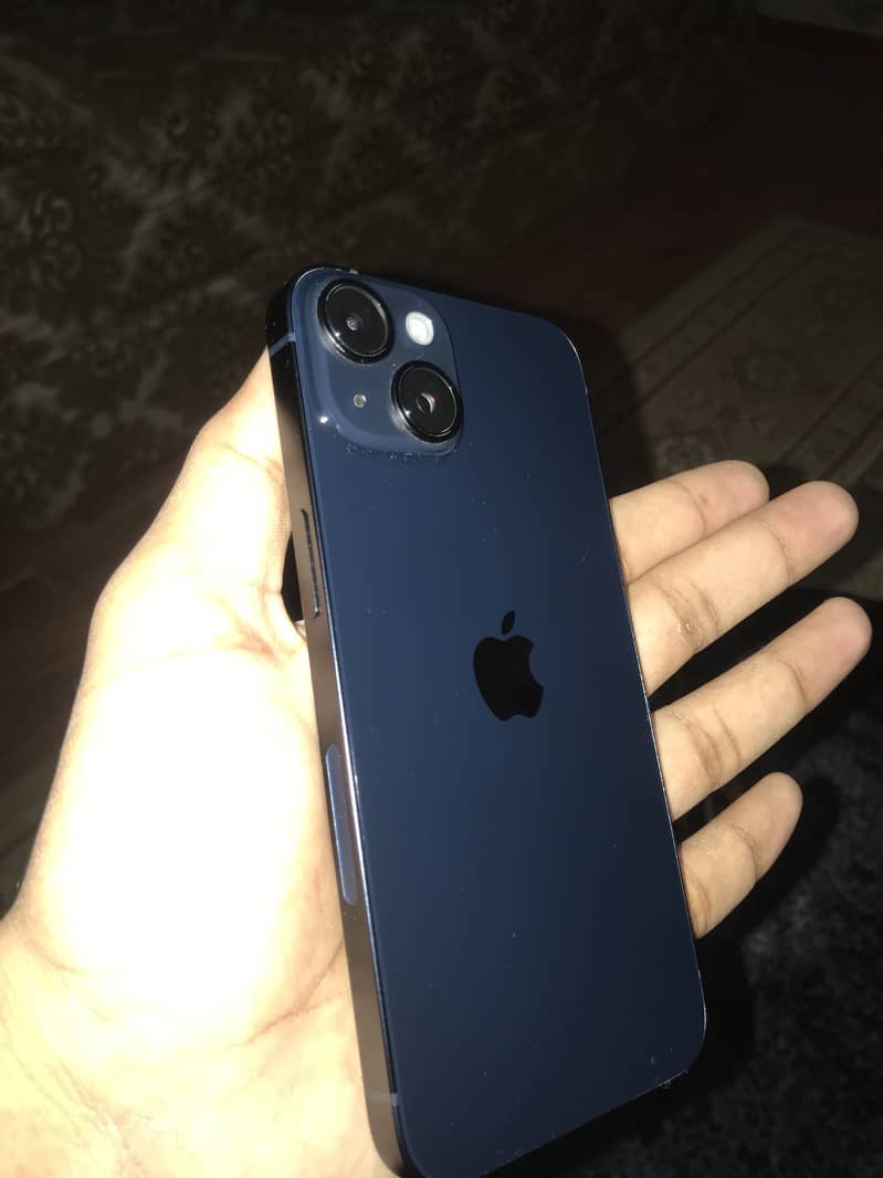 Apple iPhone 14 4