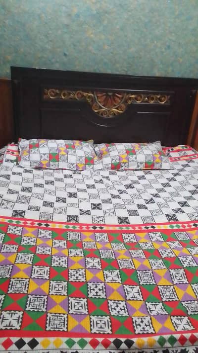 WOODEN DOUBLE BED