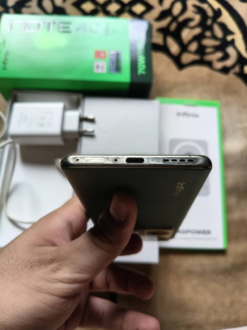 infinix note 40 pro 7