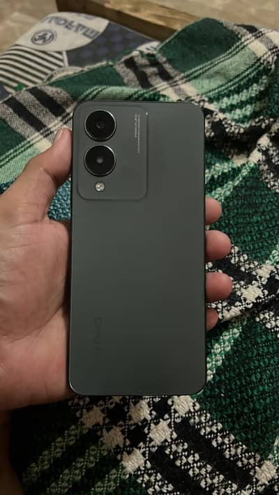 Vivo Y17s