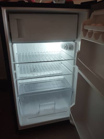 Dawlance Refrigerator - Excellent condition - urgent sale