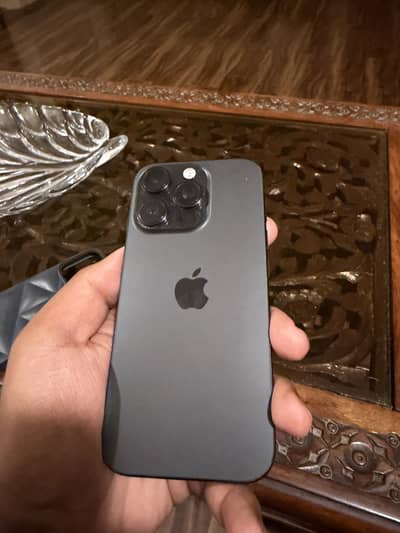 Apple iPhone 16 Pro