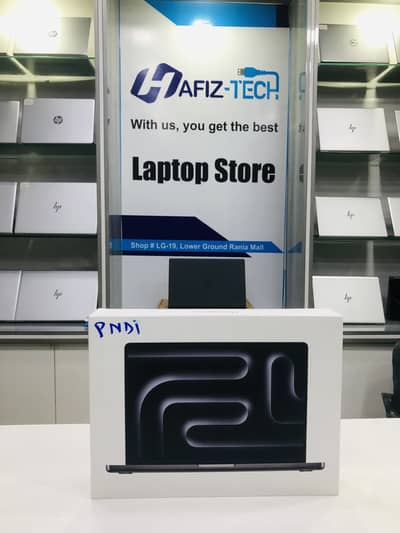 Apple MacBook 5Pro 14-inch just 745k