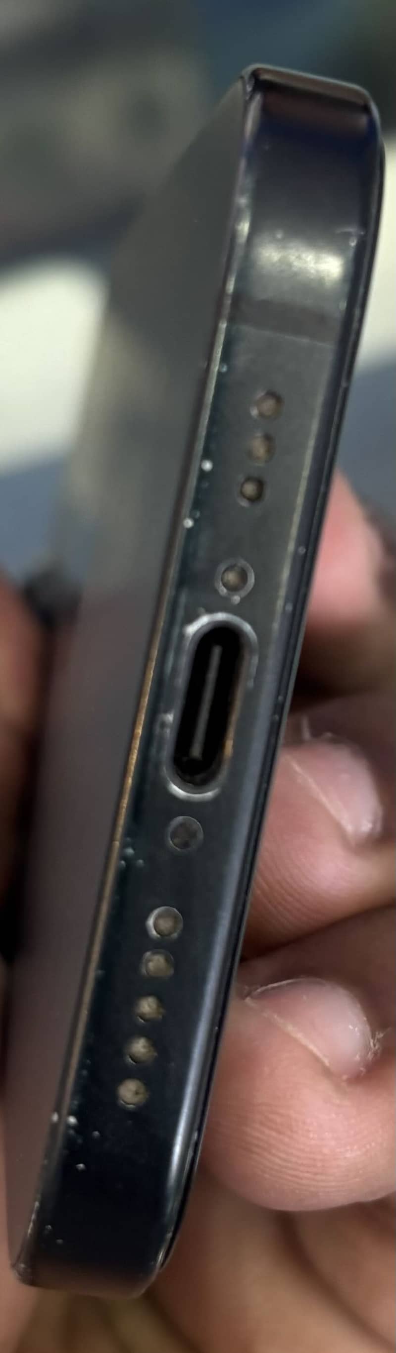 Apple iPhone 15 4
