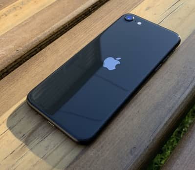 Apple iPhone SE