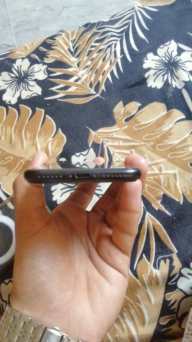 Apple iPhone SE 2