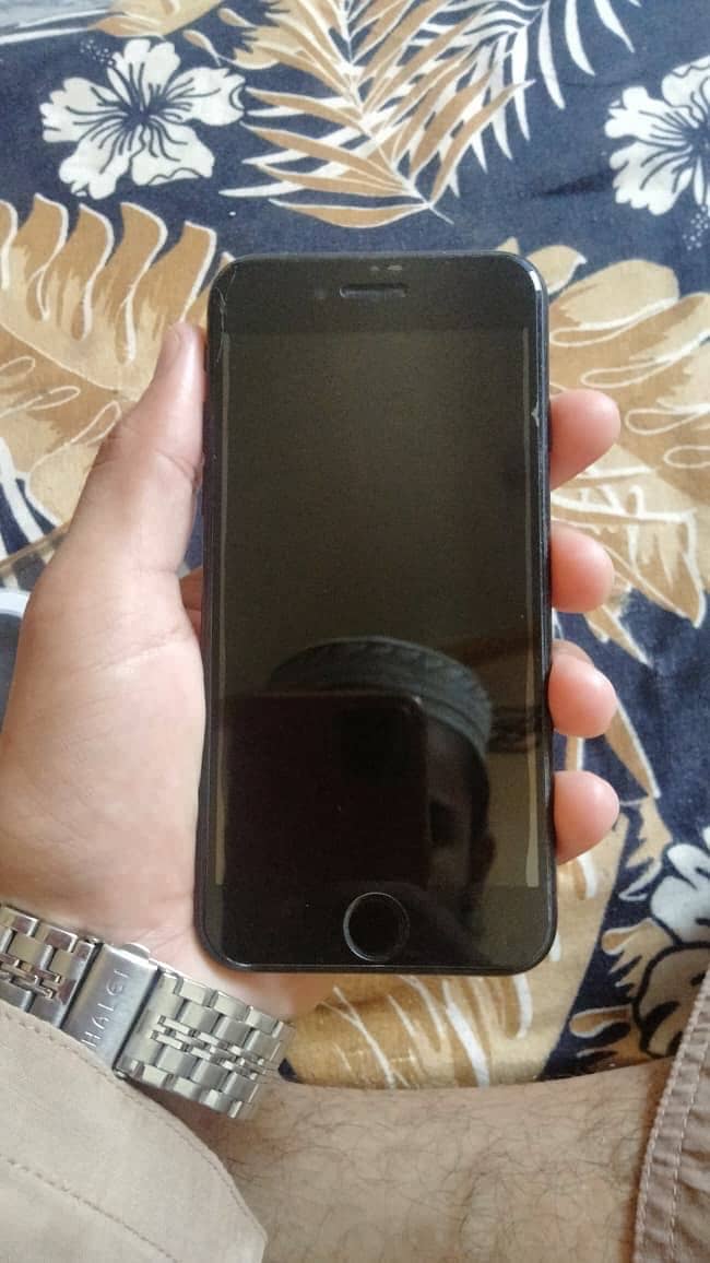 Apple iPhone SE 3