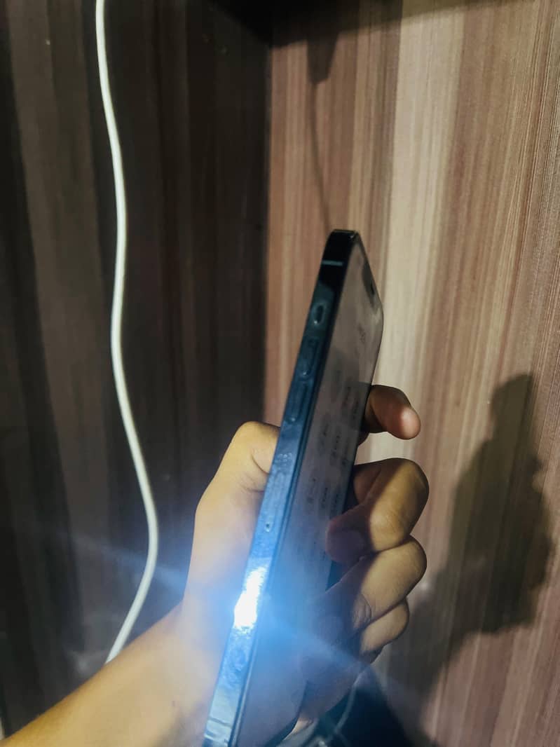 Apple iPhone 12 Pro Max 6