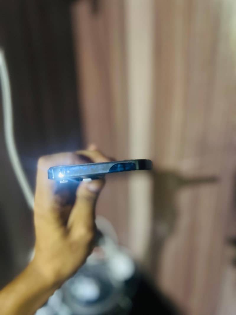 Apple iPhone 12 Pro Max 8