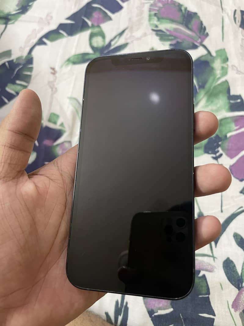 Apple iPhone 12 5