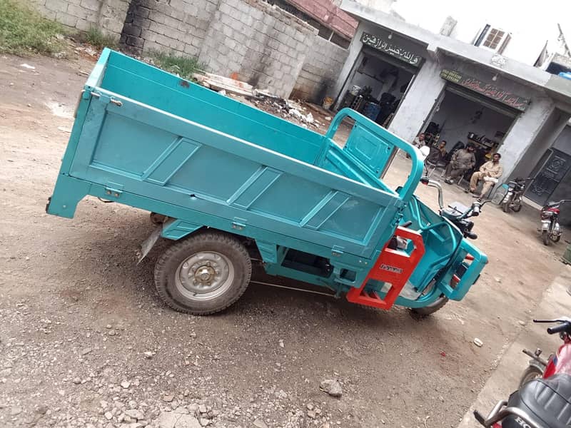 electric loader 4