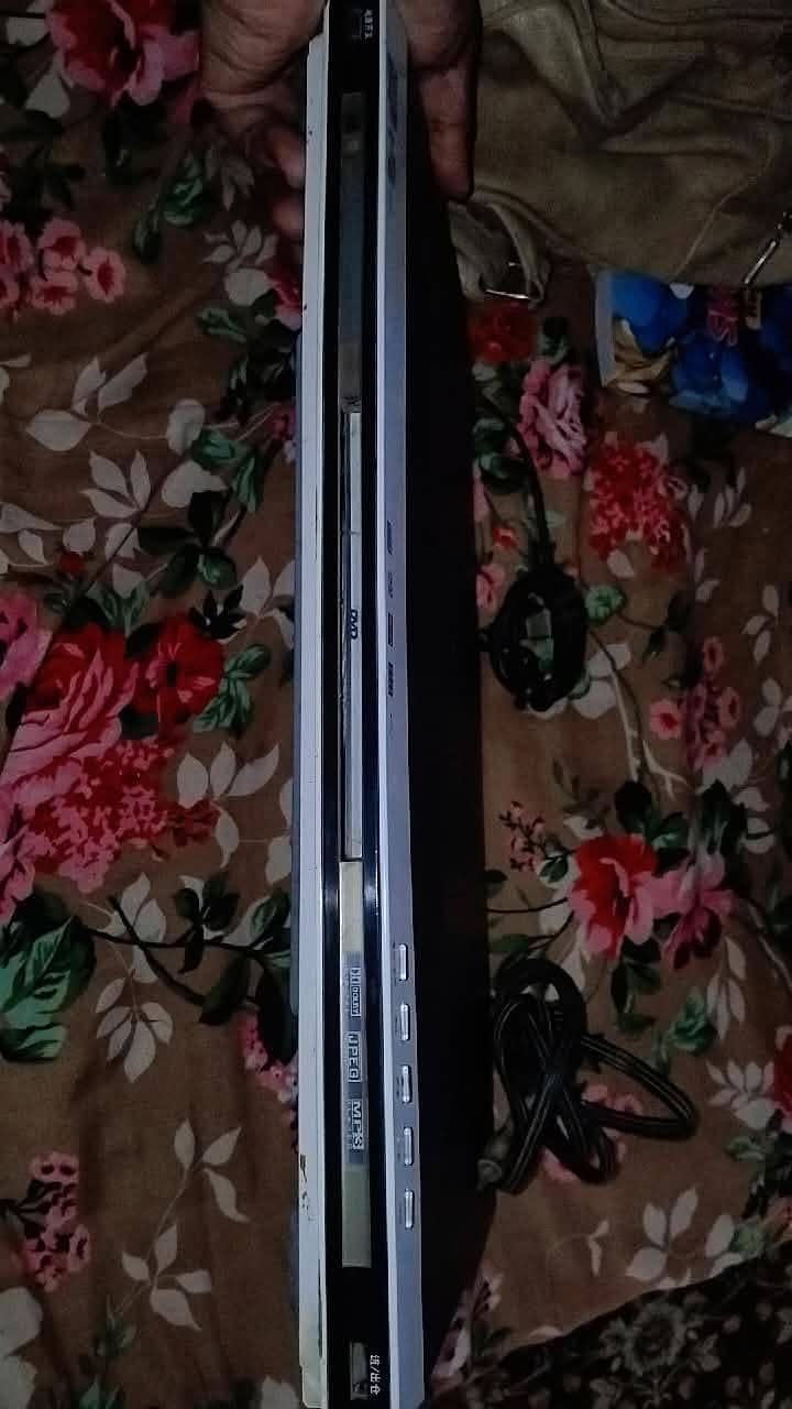  DVD Player 1