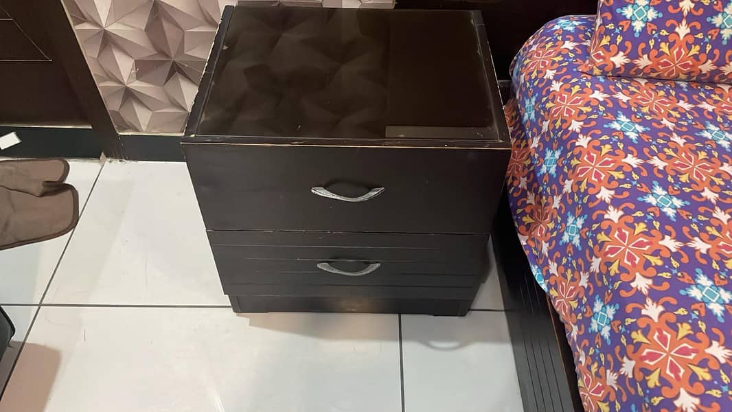 Bedroom set 0
